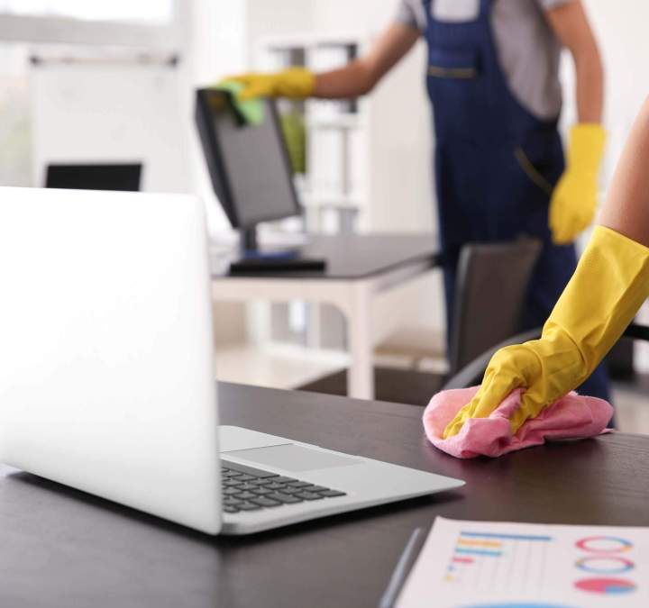 Entretien minutieux pour espaces de travail productifs